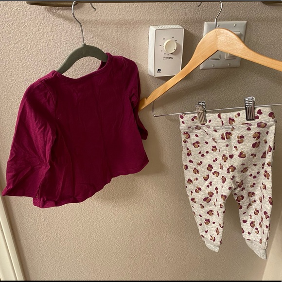 Disney Minnie Mouse outfit fuchsia with gold glitter and grey cheetah. - Picture 6 of 6